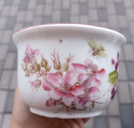 A kézzel festett porcelán értéke